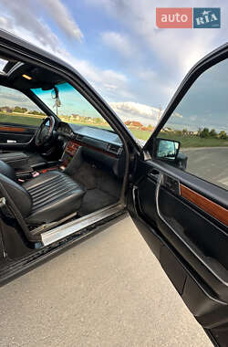 Седан Mercedes-Benz E-Class 1995 в 