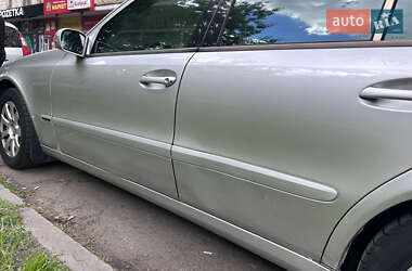 Седан Mercedes-Benz E-Class 2003 в 