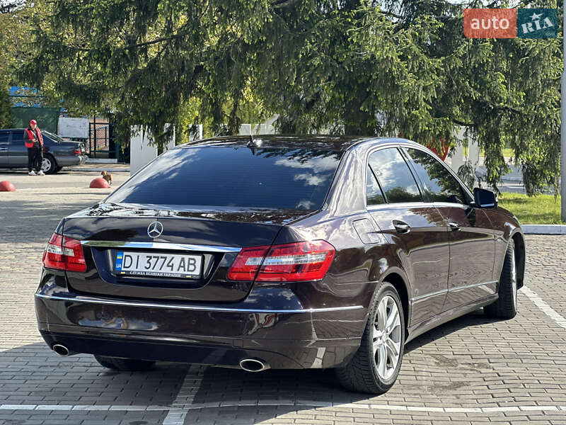 Седан Mercedes-Benz E-Class 2010 в Луцке