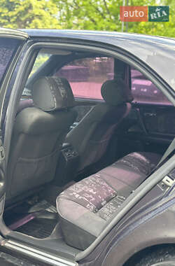 Седан Mercedes-Benz E-Class 1996 в 