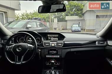 Седан Mercedes-Benz E-Class 2011 в 