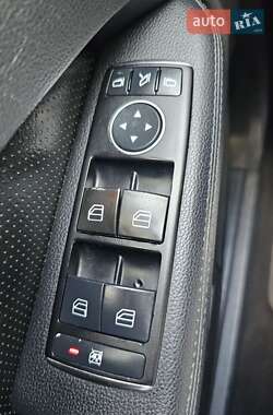 Седан Mercedes-Benz E-Class 2011 в 