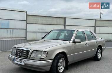 Седан Mercedes-Benz E-Class 1994 в 