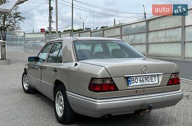 Седан Mercedes-Benz E-Class 1994 в 