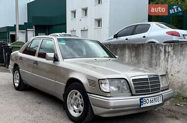 Седан Mercedes-Benz E-Class 1994 в 
