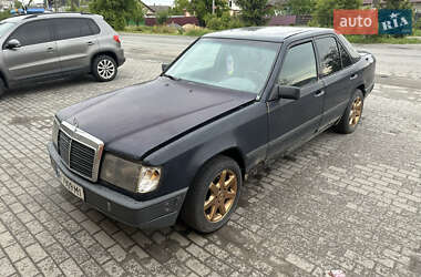Седан Mercedes-Benz E-Class 1987 в Шепетовке