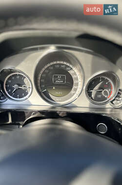 Седан Mercedes-Benz E-Class 2011 в 