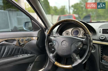 Седан Mercedes-Benz E-Class 2003 в 