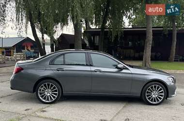Седан Mercedes-Benz E-Class 2016 в Киеве