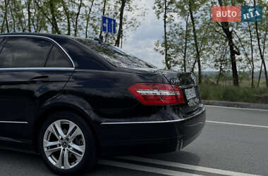 Седан Mercedes-Benz E-Class 2010 в 