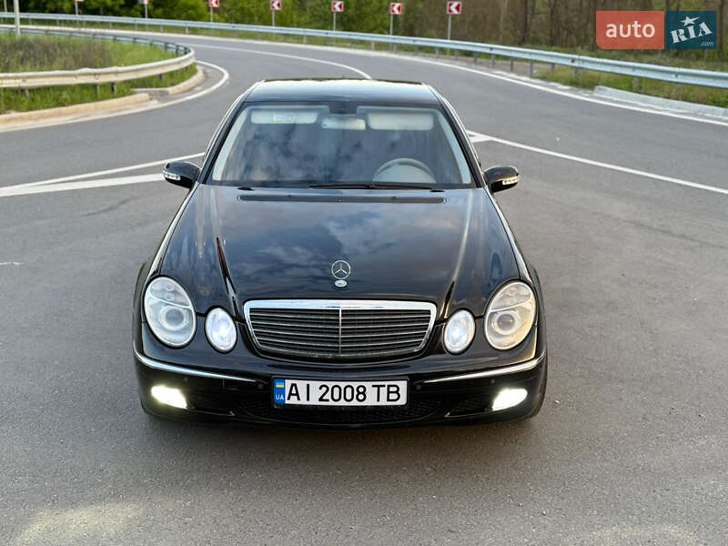 Седан Mercedes-Benz E-Class 2005 в Броварах