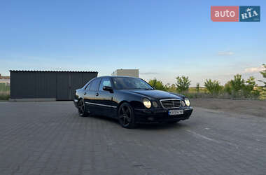 Седан Mercedes-Benz E-Class 2001 в 