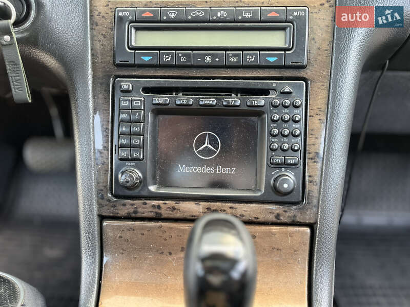 Седан Mercedes-Benz E-Class 2001 в Киеве