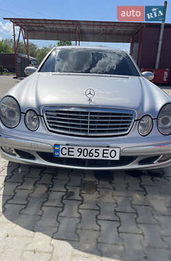 Седан Mercedes-Benz E-Class 2003 в Черновцах