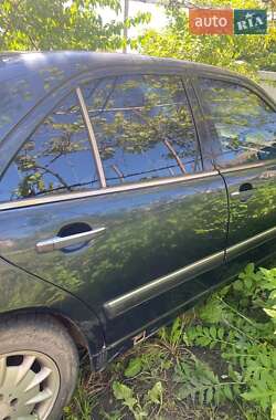 Седан Mercedes-Benz E-Class 1996 в 