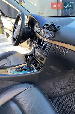 Седан Mercedes-Benz E-Class 2005 в 
