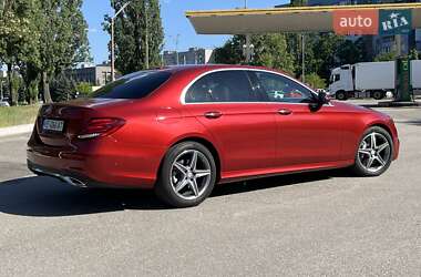 Седан Mercedes-Benz E-Class 2016 в Днепре