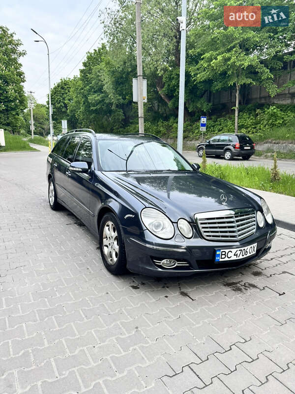 Универсал Mercedes-Benz E-Class 2008 в Львове