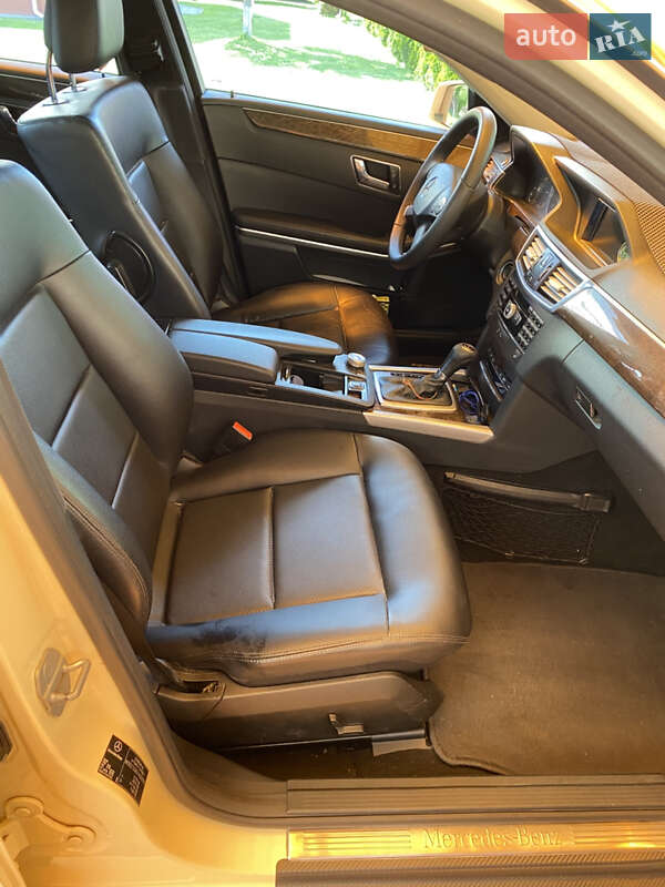 Седан Mercedes-Benz E-Class 2009 в Луцьку