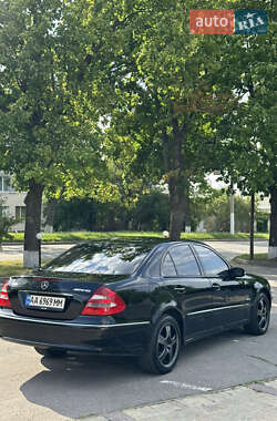 Седан Mercedes-Benz E-Class 2004 в 