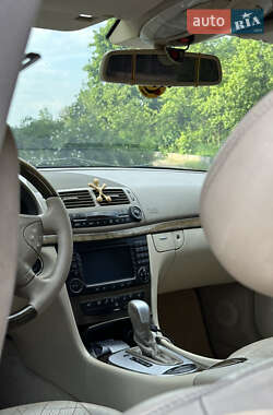 Седан Mercedes-Benz E-Class 2004 в 