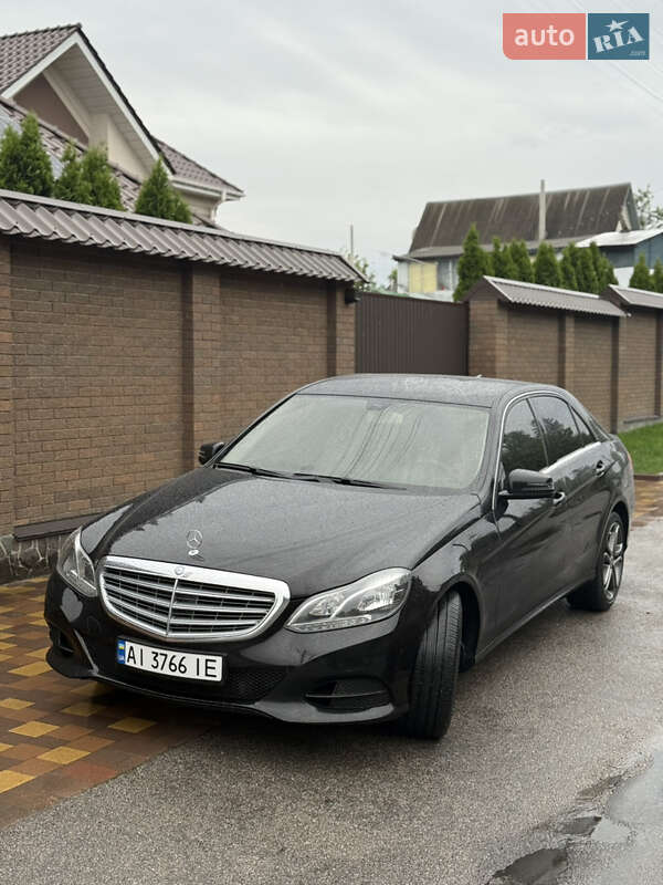 Седан Mercedes-Benz E-Class 2015 в Кагарлику