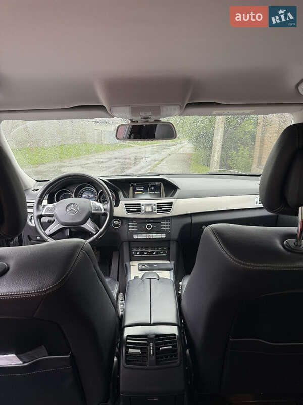 Седан Mercedes-Benz E-Class 2015 в Кагарлику