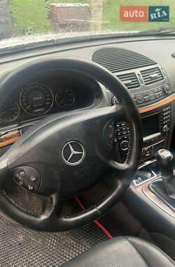 Седан Mercedes-Benz E-Class 2002 в 