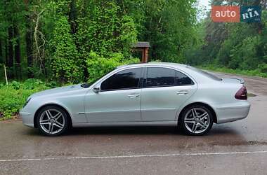 Седан Mercedes-Benz E-Class 2003 в 