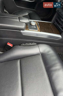 Седан Mercedes-Benz E-Class 2011 в 