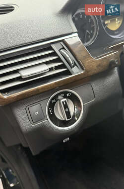Седан Mercedes-Benz E-Class 2011 в 