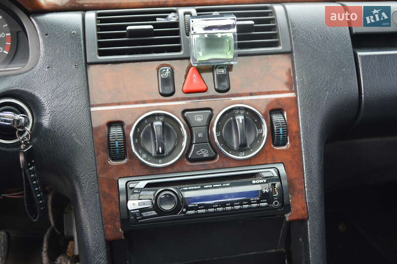 Седан Mercedes-Benz E-Class 1997 в Одесі фото 13 Седан Mercedes-Benz E-Class 1997 в Одесі