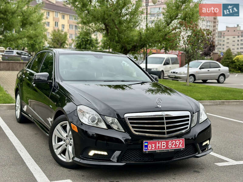 Седан Mercedes-Benz E-Class 2011 в Києві