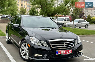 Седан Mercedes-Benz E-Class 2011 в 