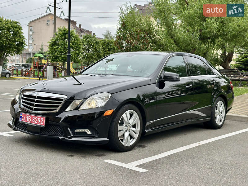 Седан Mercedes-Benz E-Class 2011 в Києві