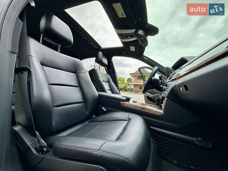 Седан Mercedes-Benz E-Class 2011 в Києві