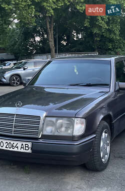 Седан Mercedes-Benz E-Class 1992 в Каменец-Подольском