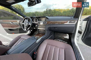 Седан Mercedes-Benz E-Class 2015 в 