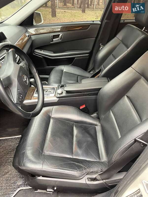 Універсал Mercedes-Benz E-Class 2010 в Смілі