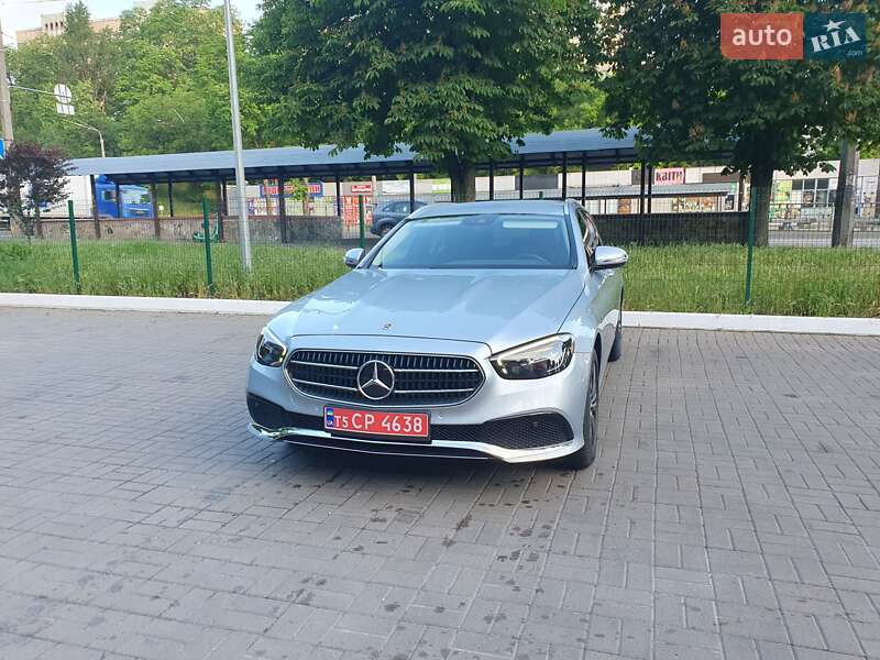 Универсал Mercedes-Benz E-Class 2021 в Киеве