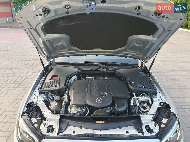 Универсал Mercedes-Benz E-Class 2021 в Киеве