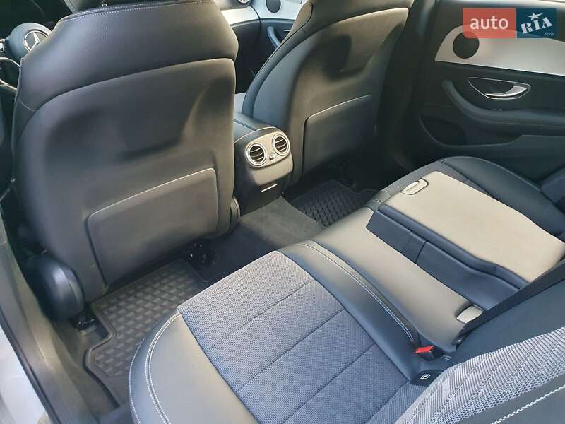 Универсал Mercedes-Benz E-Class 2021 в Киеве