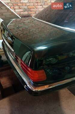 Седан Mercedes-Benz E-Class 1982 в 