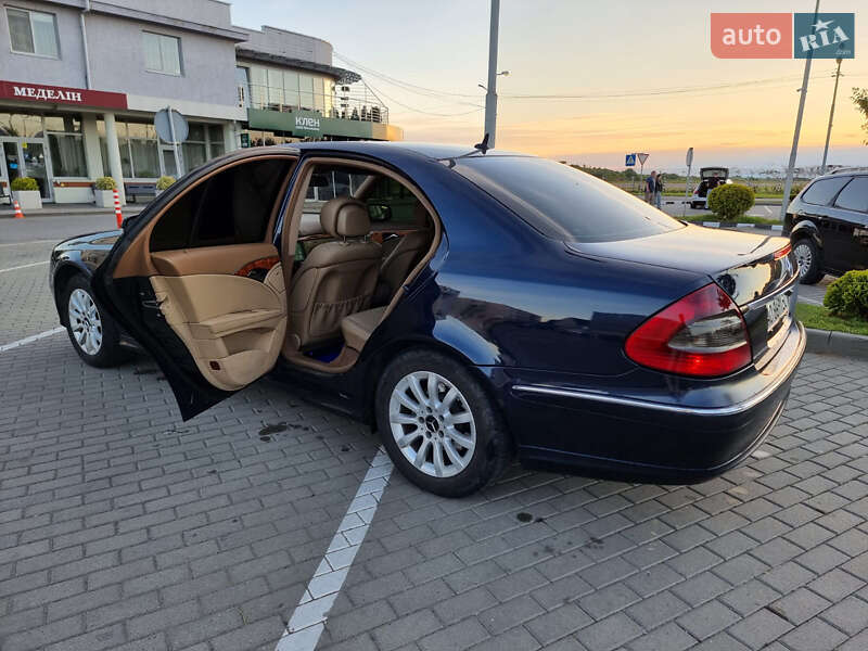 Седан Mercedes-Benz E-Class 2007 в Ужгороде