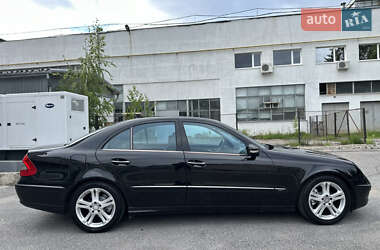 Седан Mercedes-Benz E-Class 2007 в 