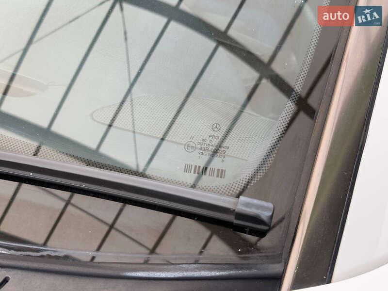 Седан Mercedes-Benz E-Class 1999 в Кривом Роге