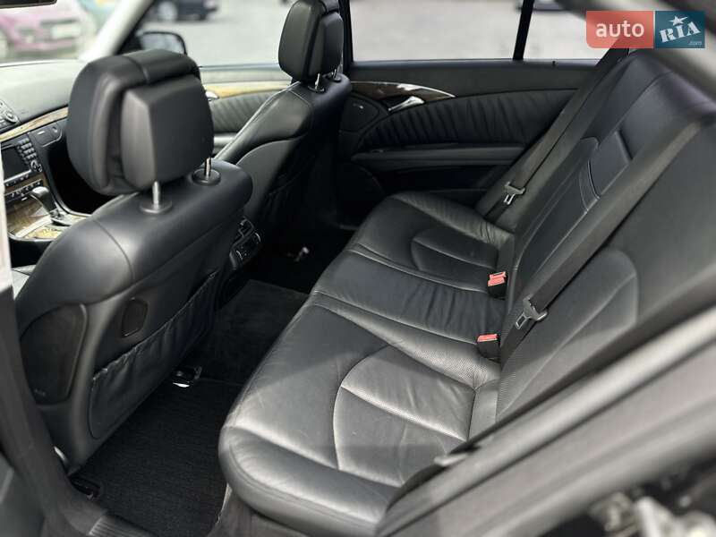 Седан Mercedes-Benz E-Class 2006 в Чернівцях