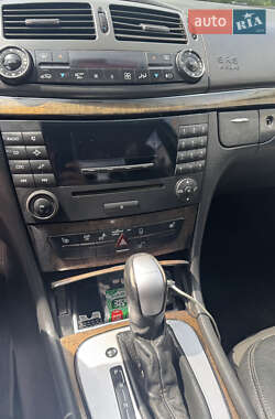 Седан Mercedes-Benz E-Class 2003 в 