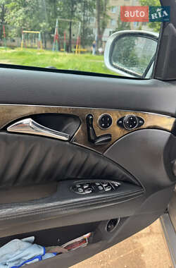 Седан Mercedes-Benz E-Class 2003 в 
