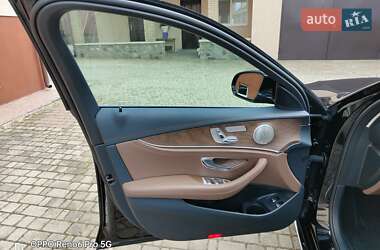 Седан Mercedes-Benz E-Class 2022 в 